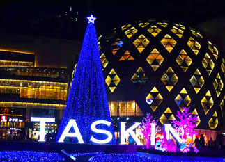 德思勤商業(yè)廣場(chǎng)亮化工程